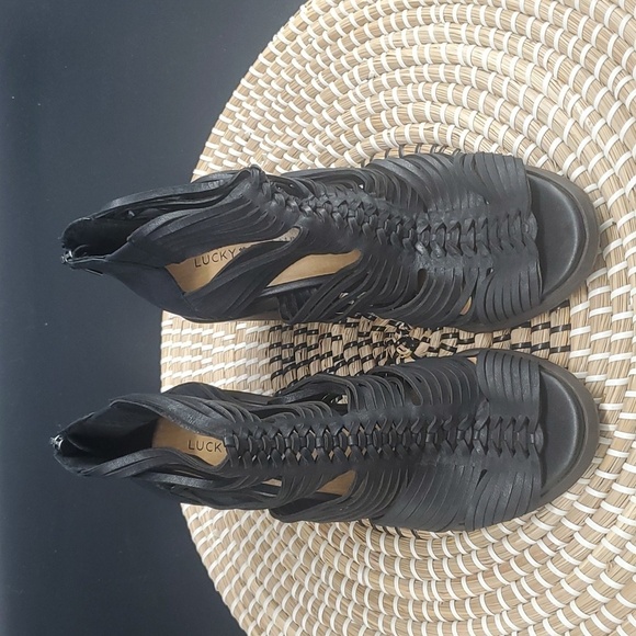 Lucky Brand Darvie Sandals Block Heels 9M - Picture 3 of 8